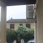 Maison - *
