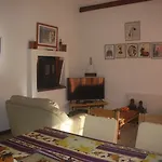 Βίλα Maison - *