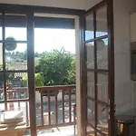 Maison - *