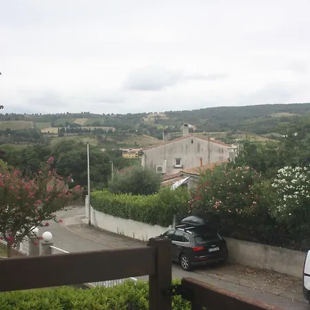 Maison - *