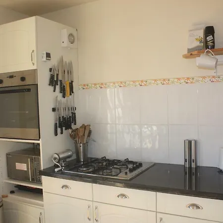 Maison - *
